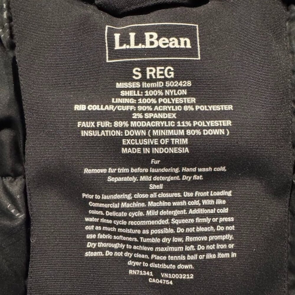 L.L. Bean Maine Mountain Parka - Picture 7 of 8
